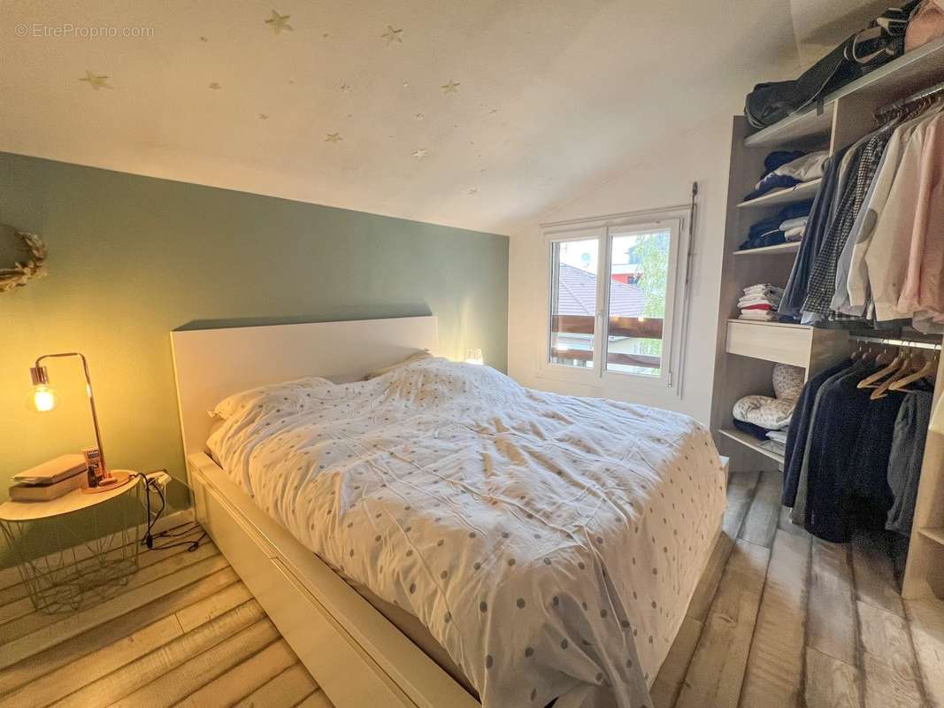 Appartement à SAINT-JULIEN-EN-GENEVOIS