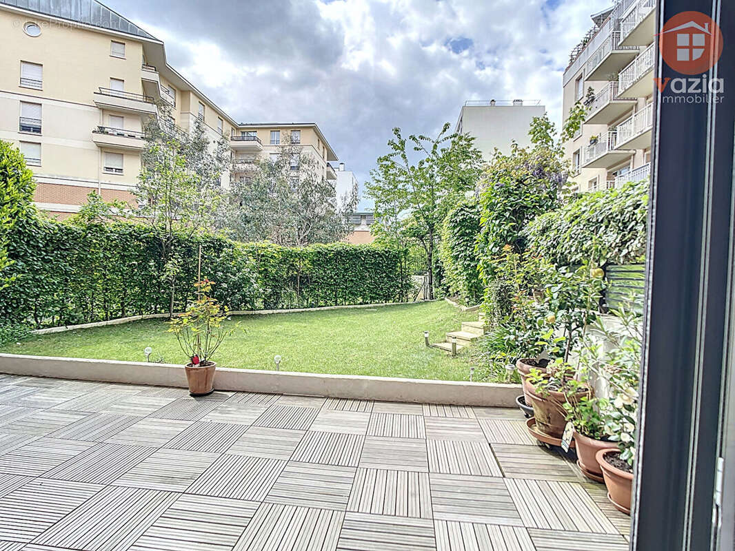 Appartement à SURESNES