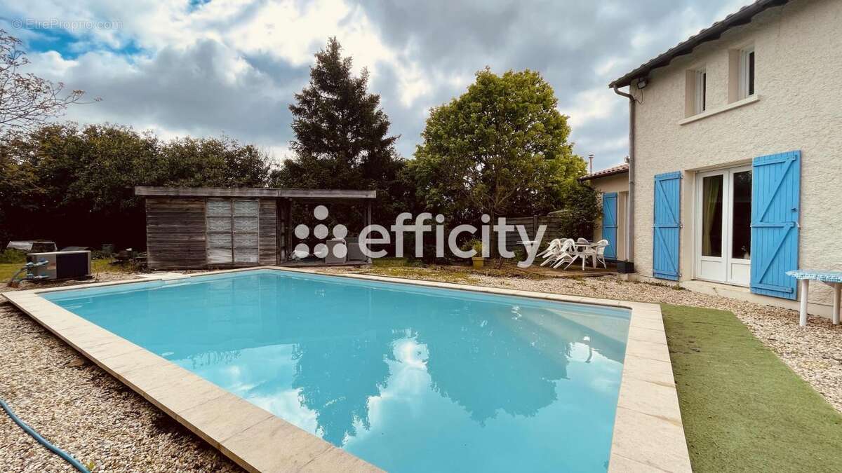 Maison à CIVRAY