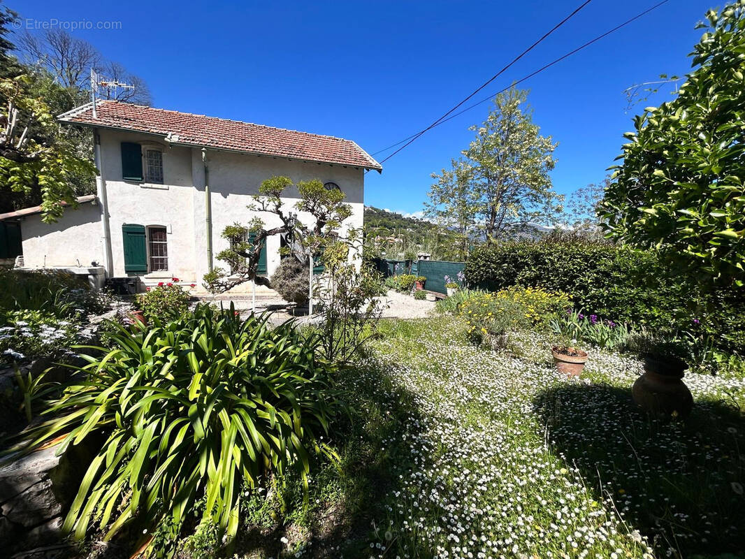 Maison à SAINT-JEANNET