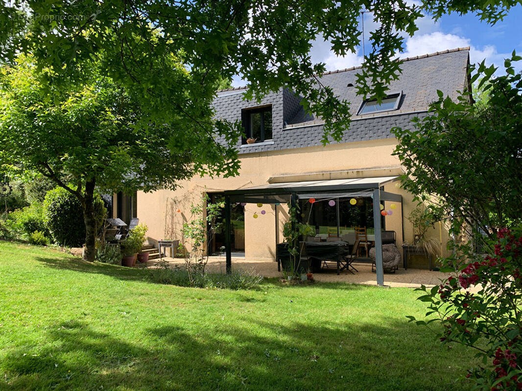 Maison à L&#039;HUISSERIE