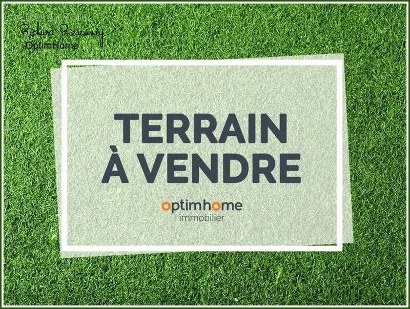 Terrain à OLLAINVILLE