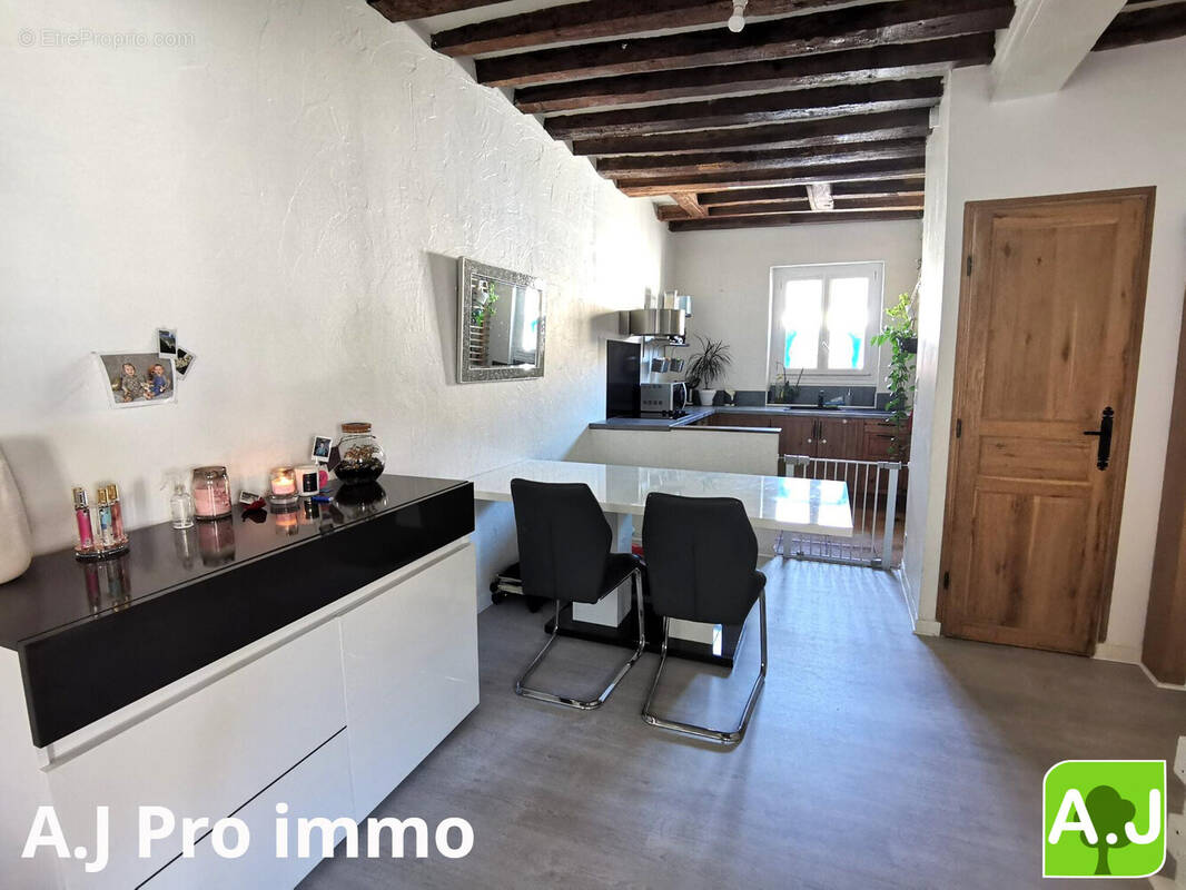 Appartement à LONGNES