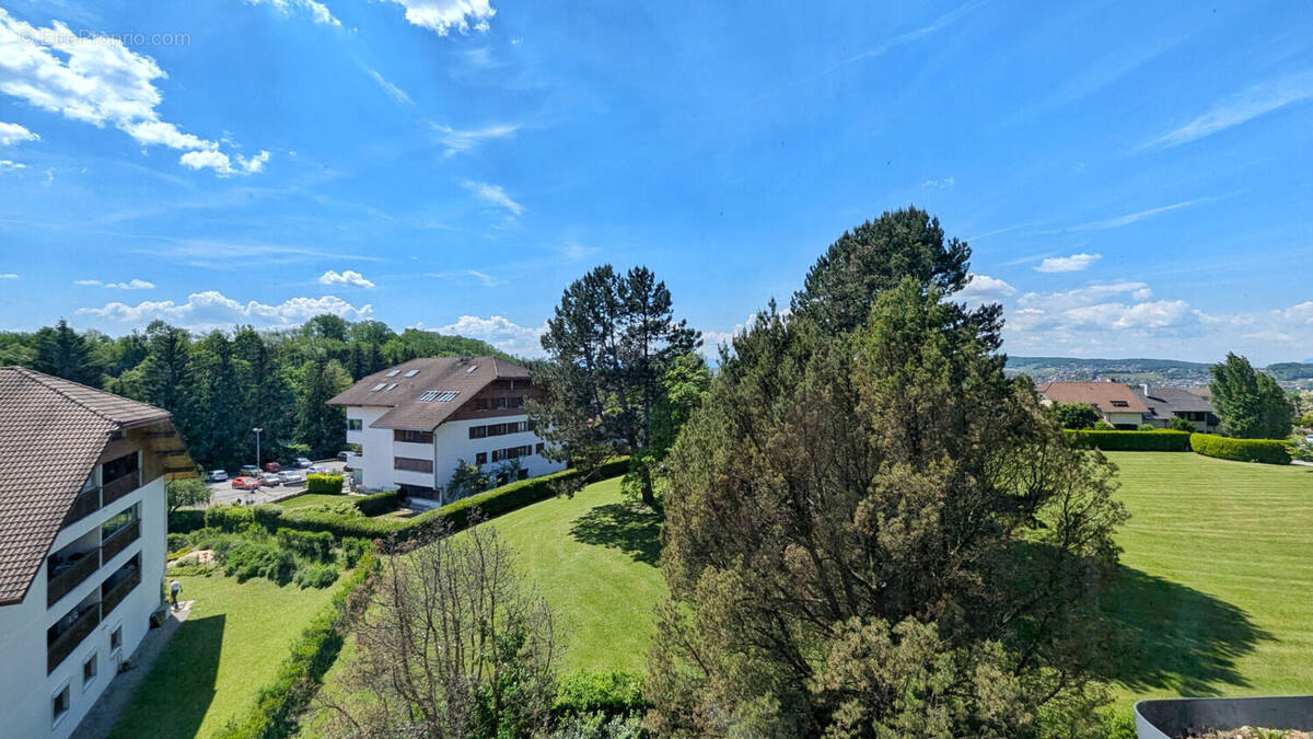 Appartement à CRAN-GEVRIER