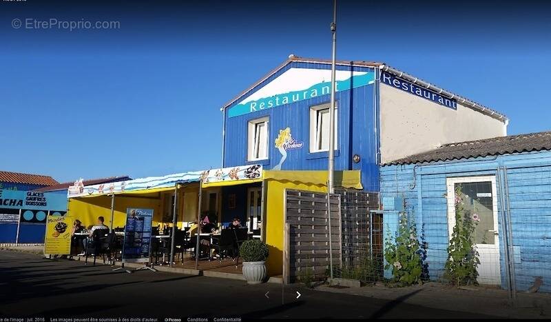 Commerce à SAINT-TROJAN-LES-BAINS