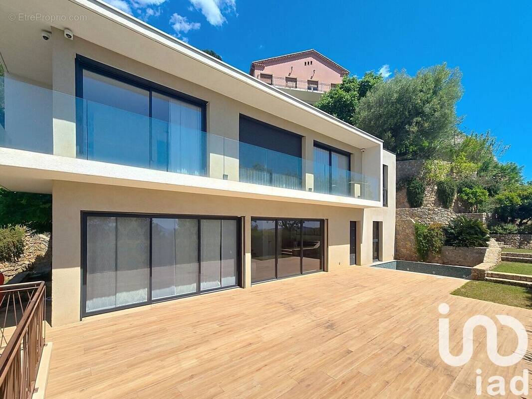 Photo 1 - Maison à TOULON