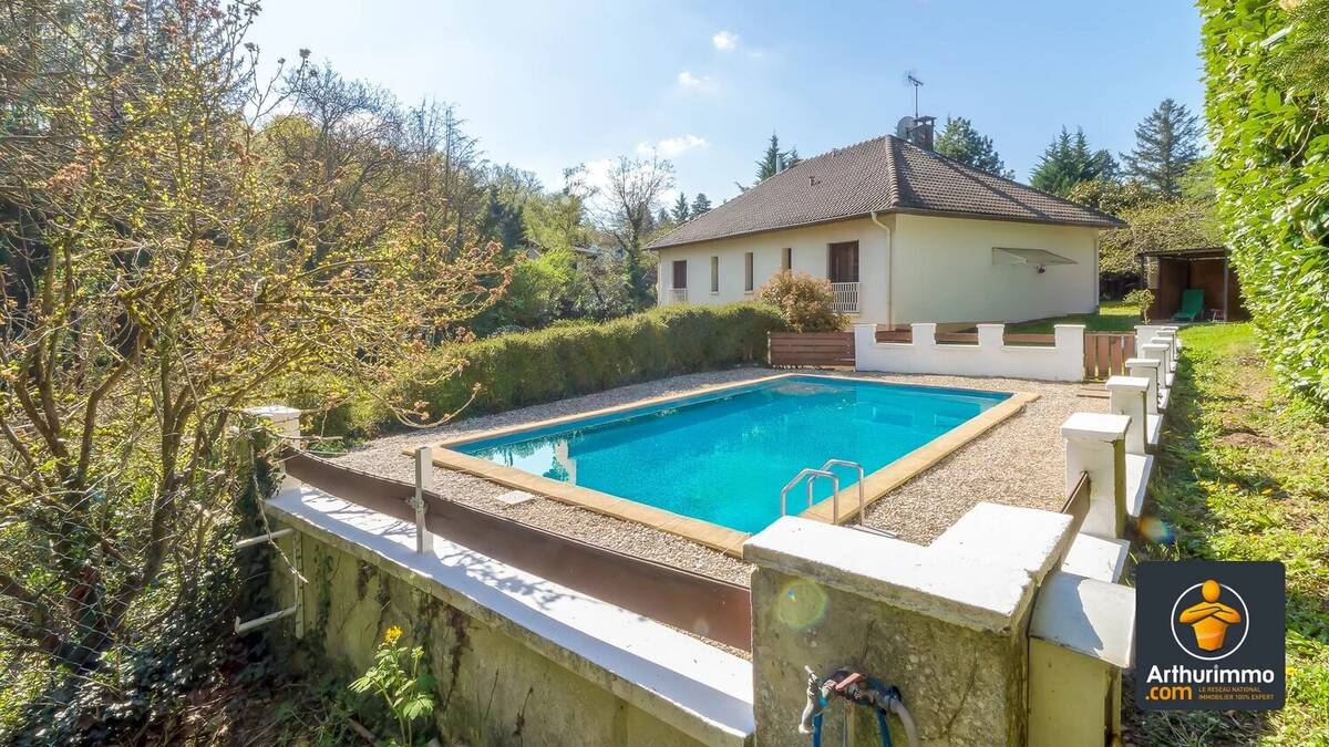 Maison à SAINT-GENIS-LAVAL