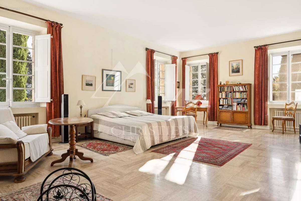 Maison à SEILLANS