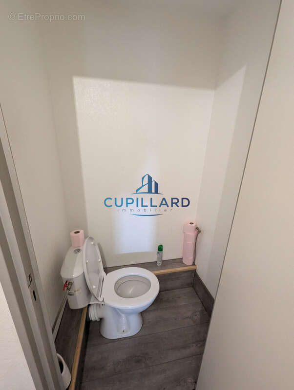 Appartement à RENAISON