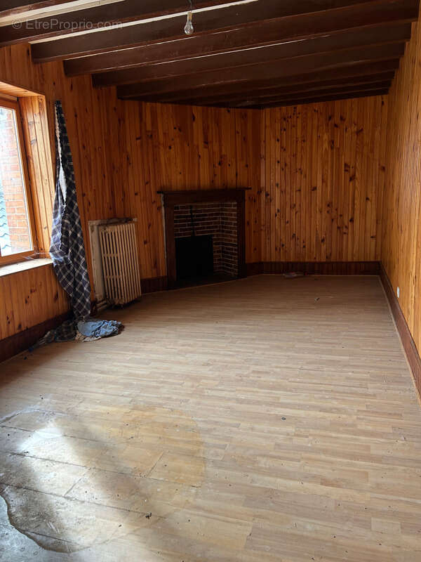 Maison à LAVAU