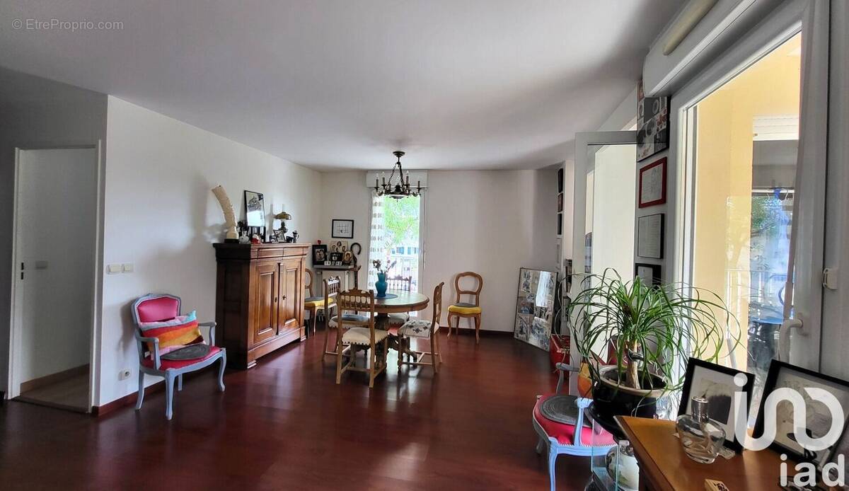 Photo 1 - Appartement à GENNEVILLIERS