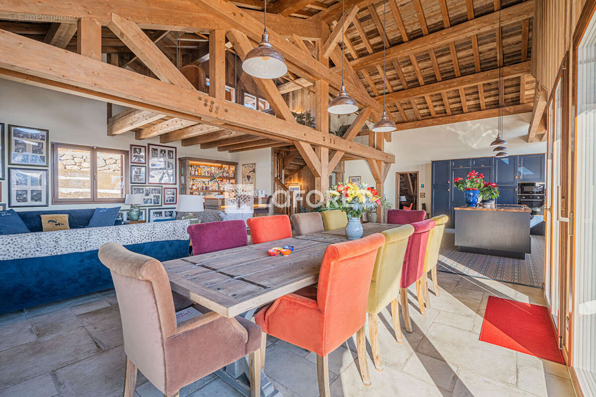 Maison à FONTCOUVERTE-LA-TOUSSUIRE
