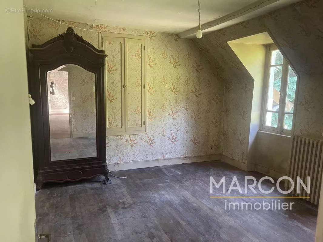 Maison à AUBUSSON