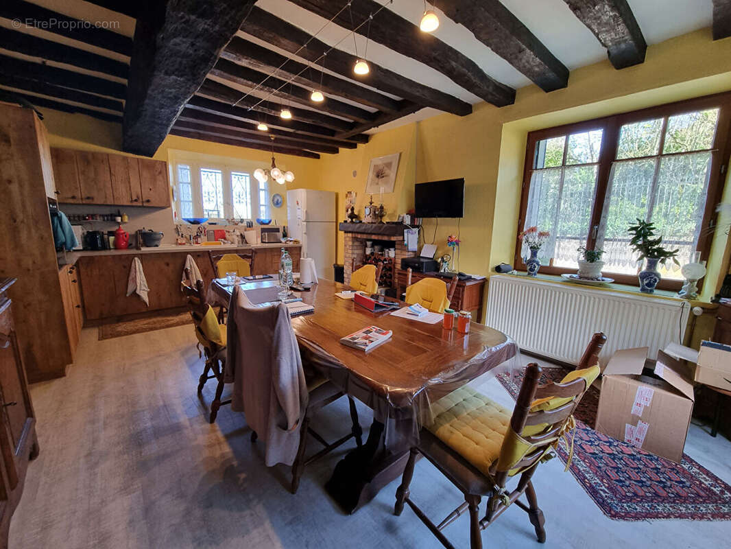 Maison à CHAILLAC