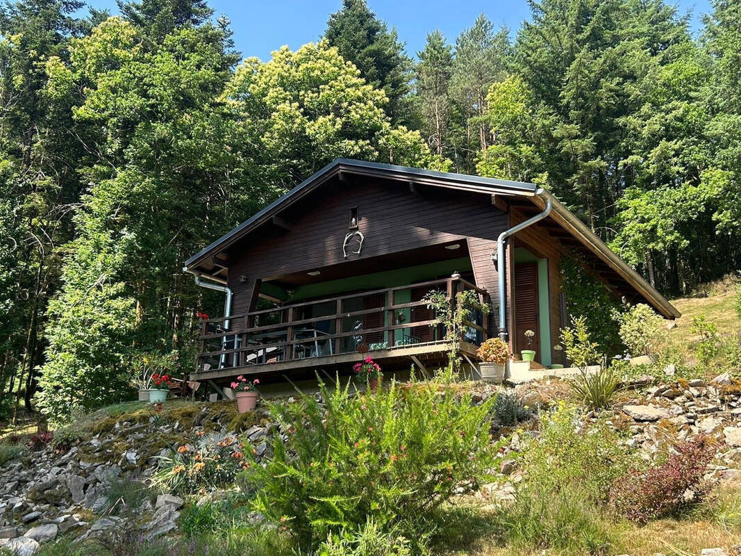 Maison à TREIGNAC