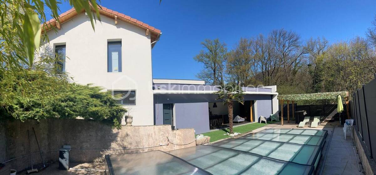 Maison à JARRIE