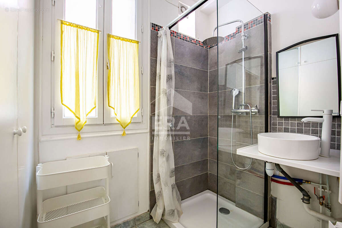 Appartement à PARIS-12E
