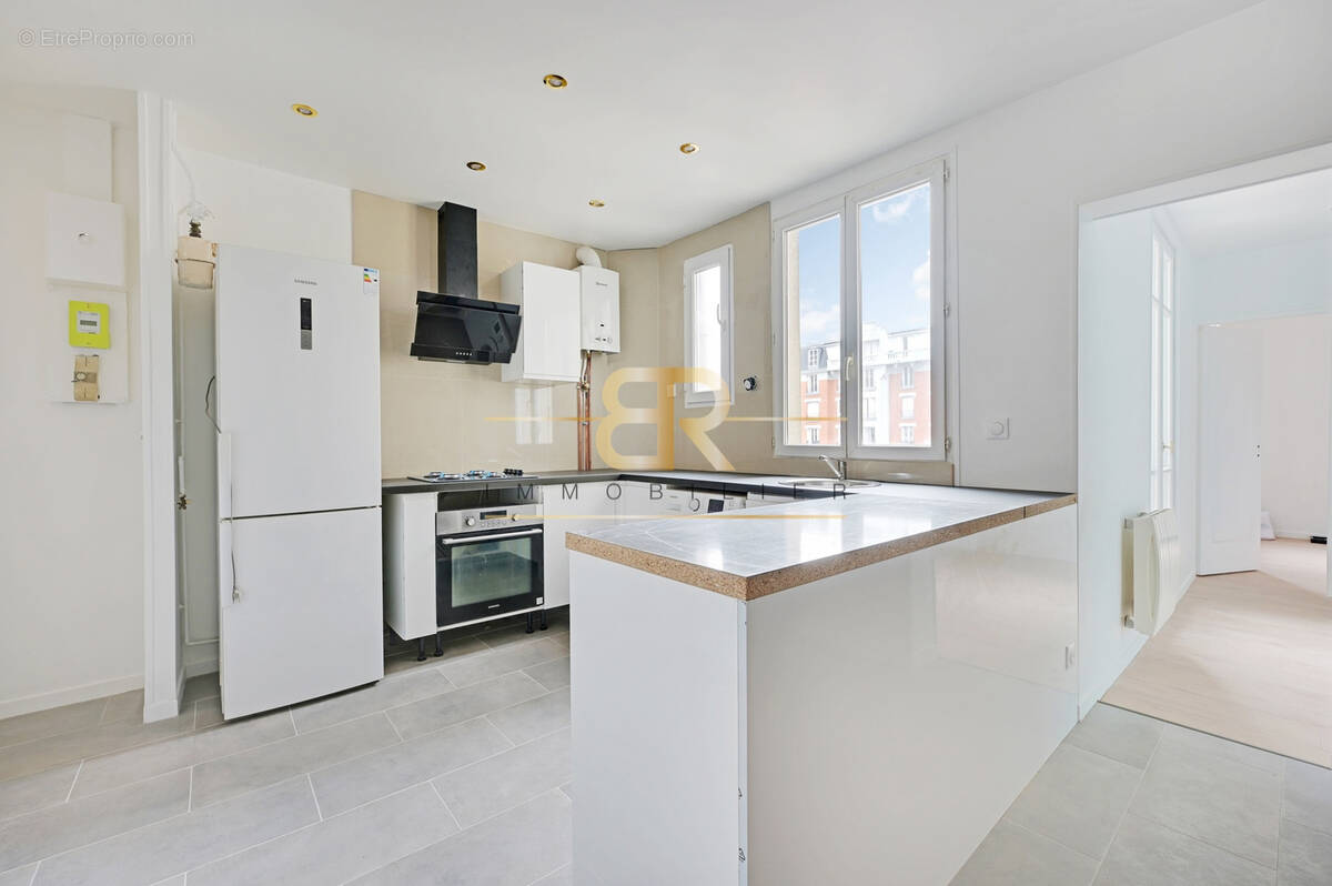 Appartement à AUBERVILLIERS