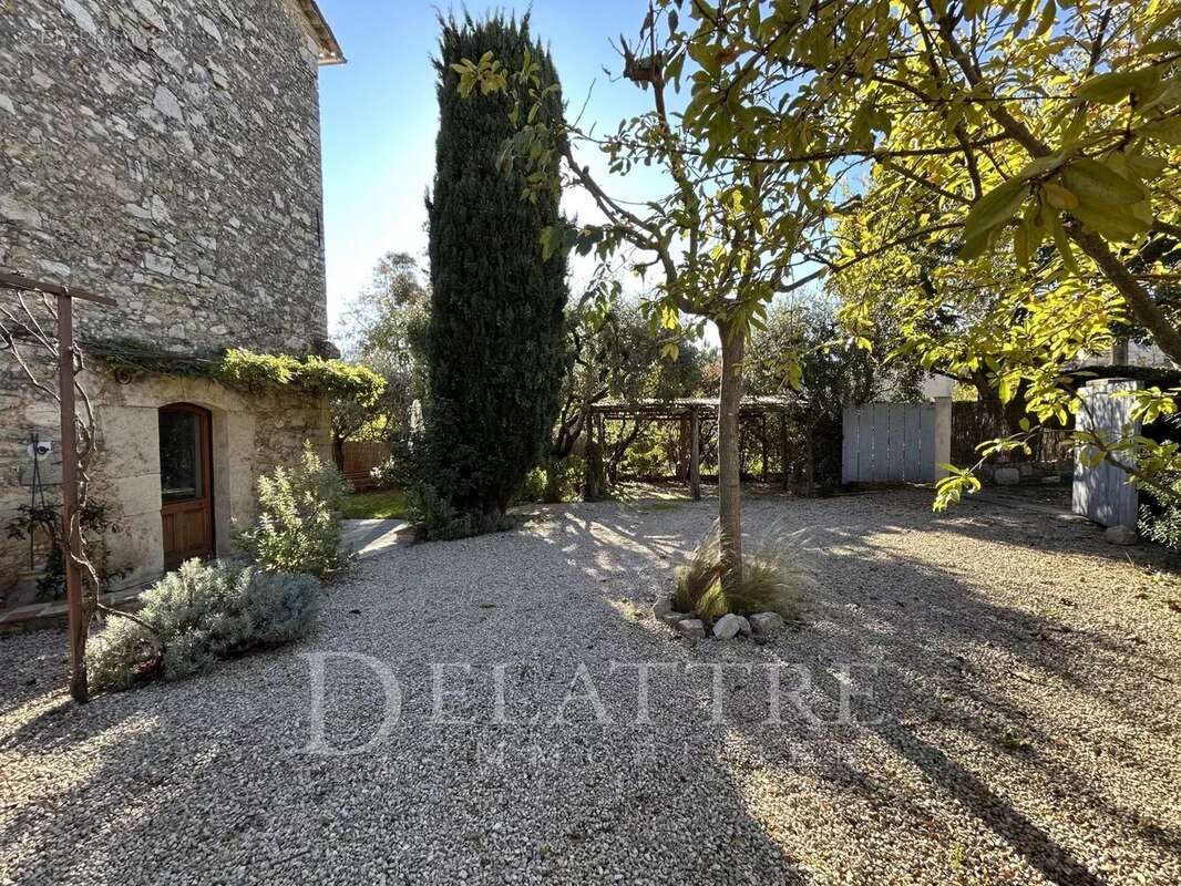 Maison à LE ROURET