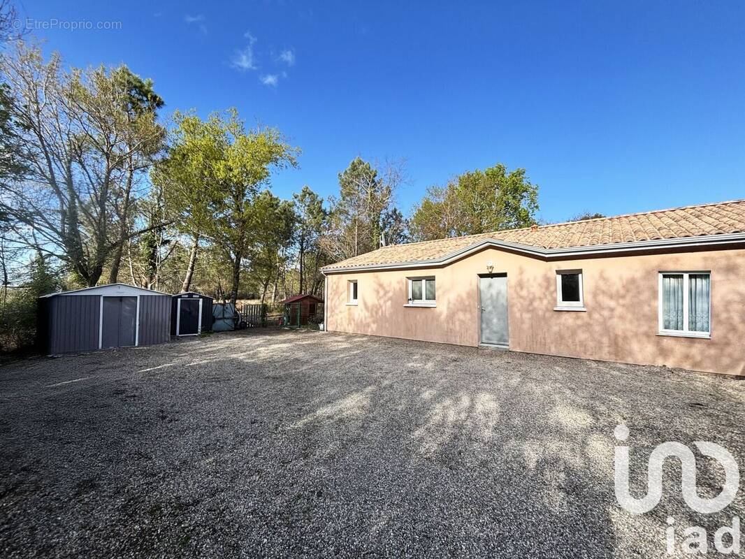 Photo 1 - Maison à HOURTIN