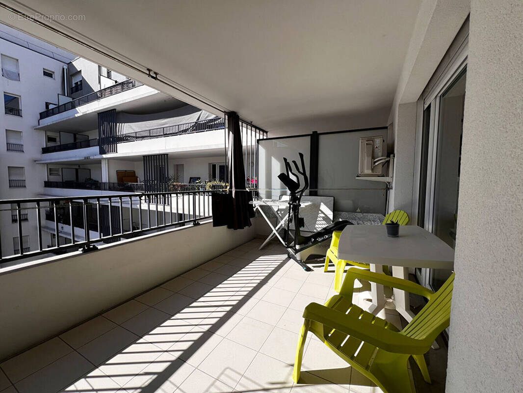 Appartement à MARSEILLE-3E