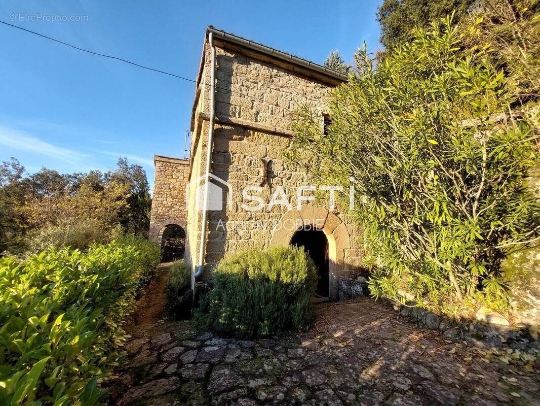 Photo 1 - Maison à CHAMBONAS