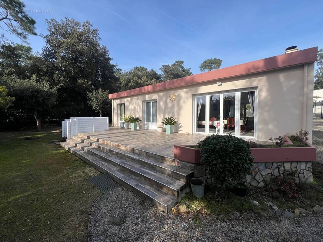 Maison à JARD-SUR-MER