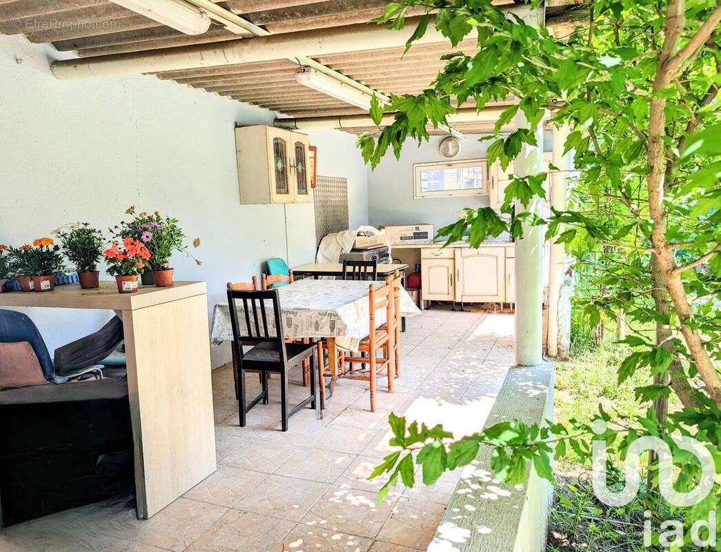 Photo 1 - Maison à ESTAGEL