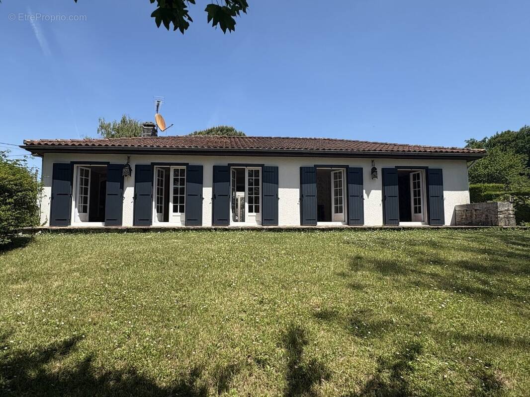 Maison à CHERVES-RICHEMONT