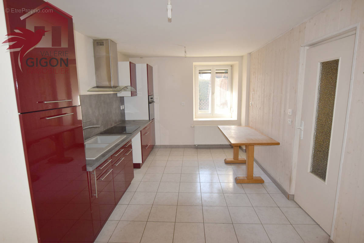 Appartement à VOUJEAUCOURT