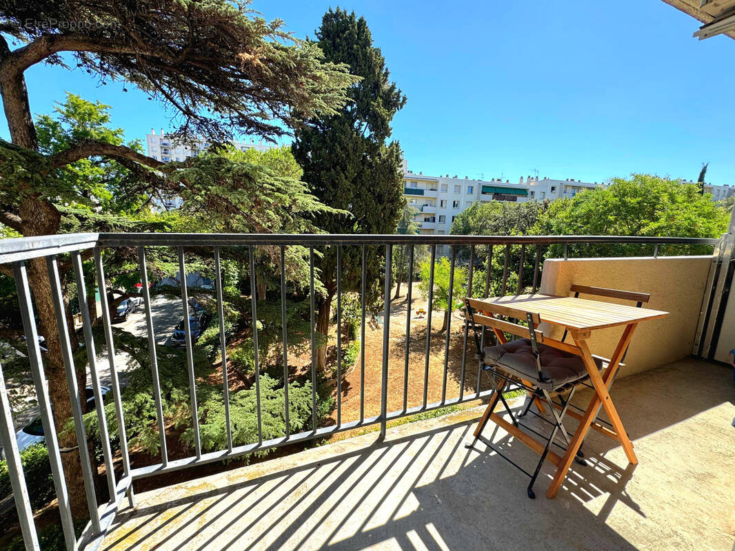 Appartement à MARSEILLE-9E