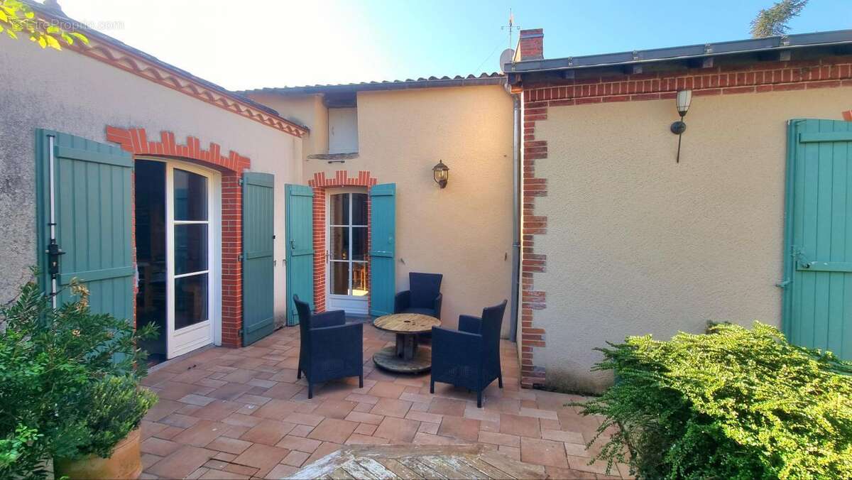 Maison à CHEMILLE