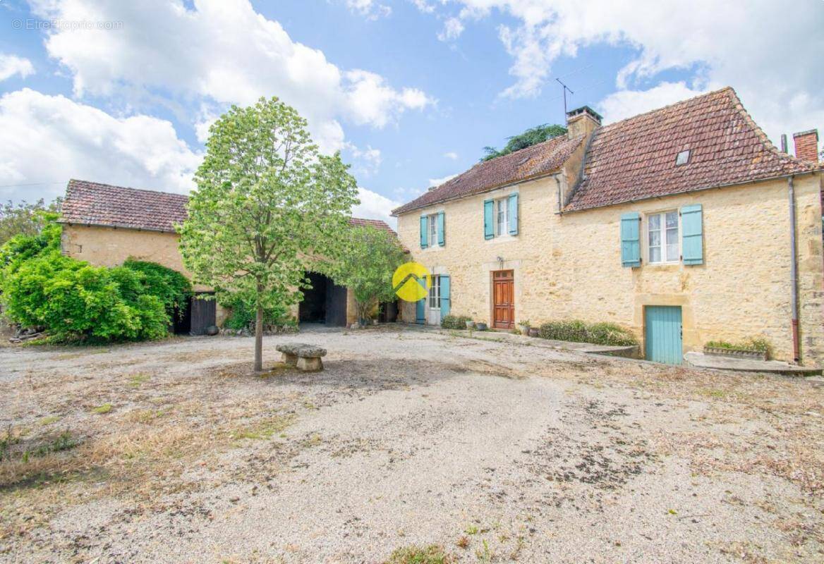 Maison à BELVES