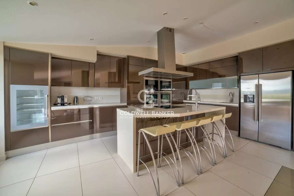 Maison à MOUGINS