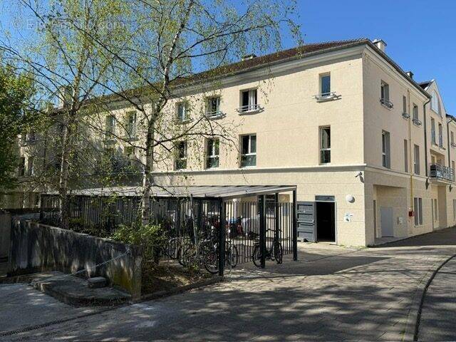 Appartement à BUSSY-SAINT-GEORGES