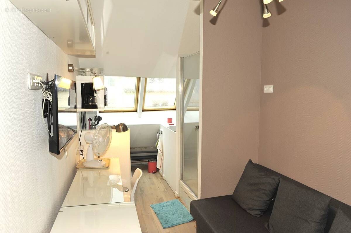 Appartement à PARIS-8E
