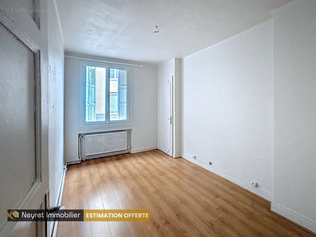 Appartement à SAINT-ETIENNE