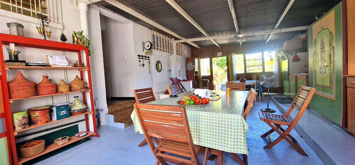Maison à LE PORT