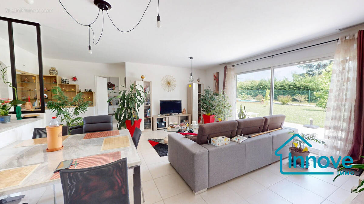 Maison à CASTELNAU-D&#039;ESTRETEFONDS