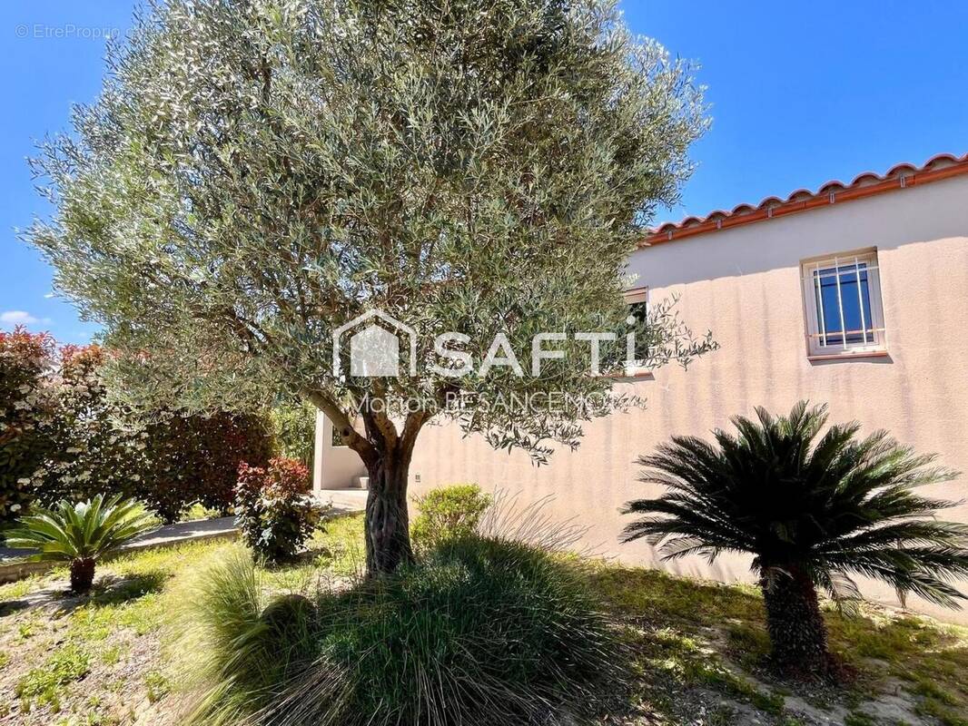 Photo 1 - Maison à ESTAGEL