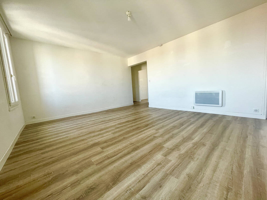 Appartement à NEBIAN