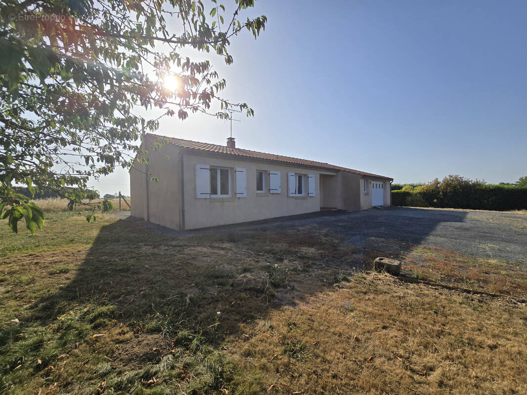 Maison à LE BOUPERE
