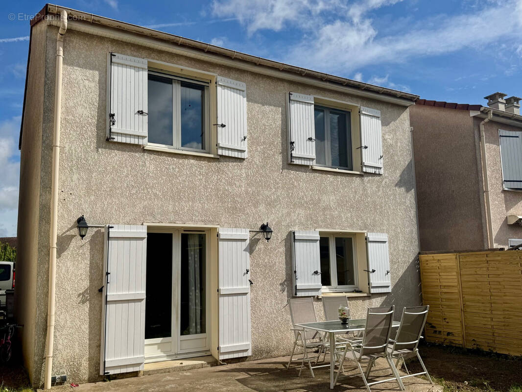 Maison à VILLABE