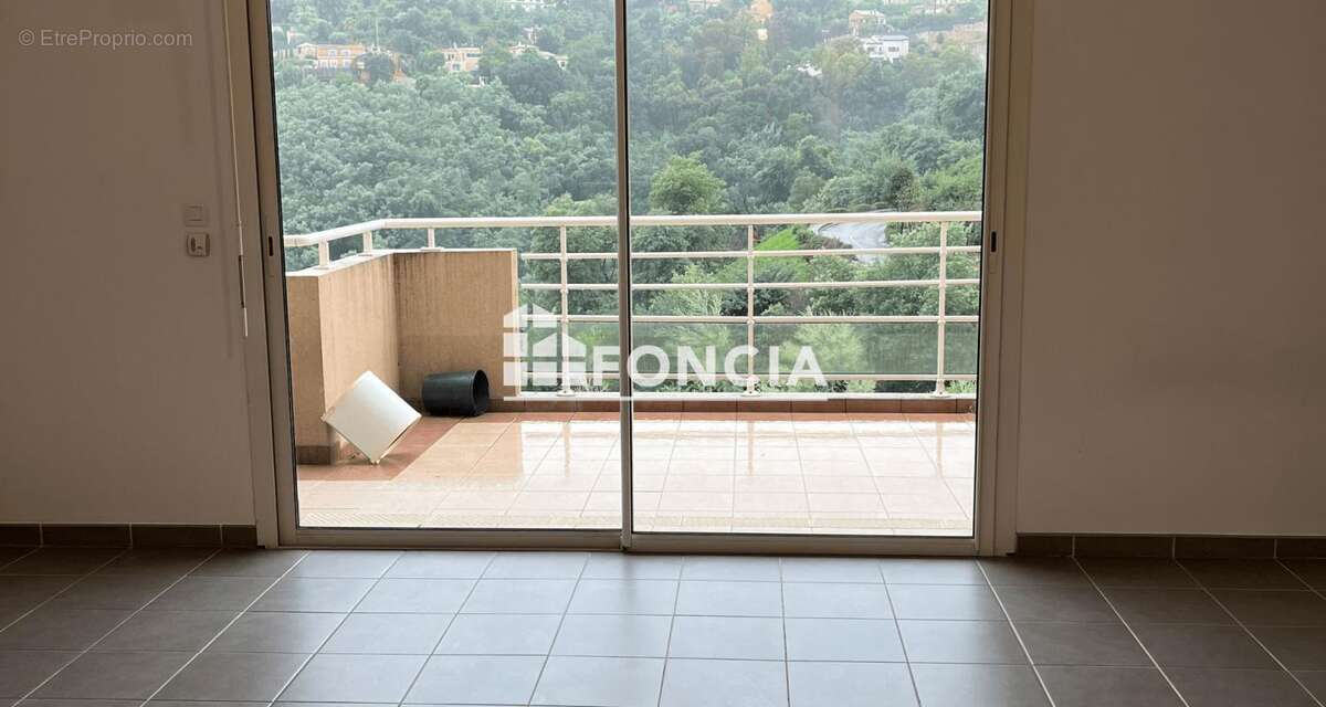 Appartement à MANDELIEU-LA-NAPOULE