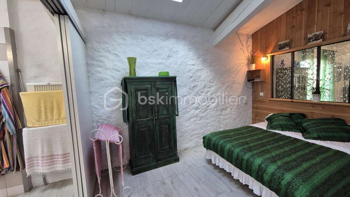 Maison à ROQUEFORT-DES-CORBIERES