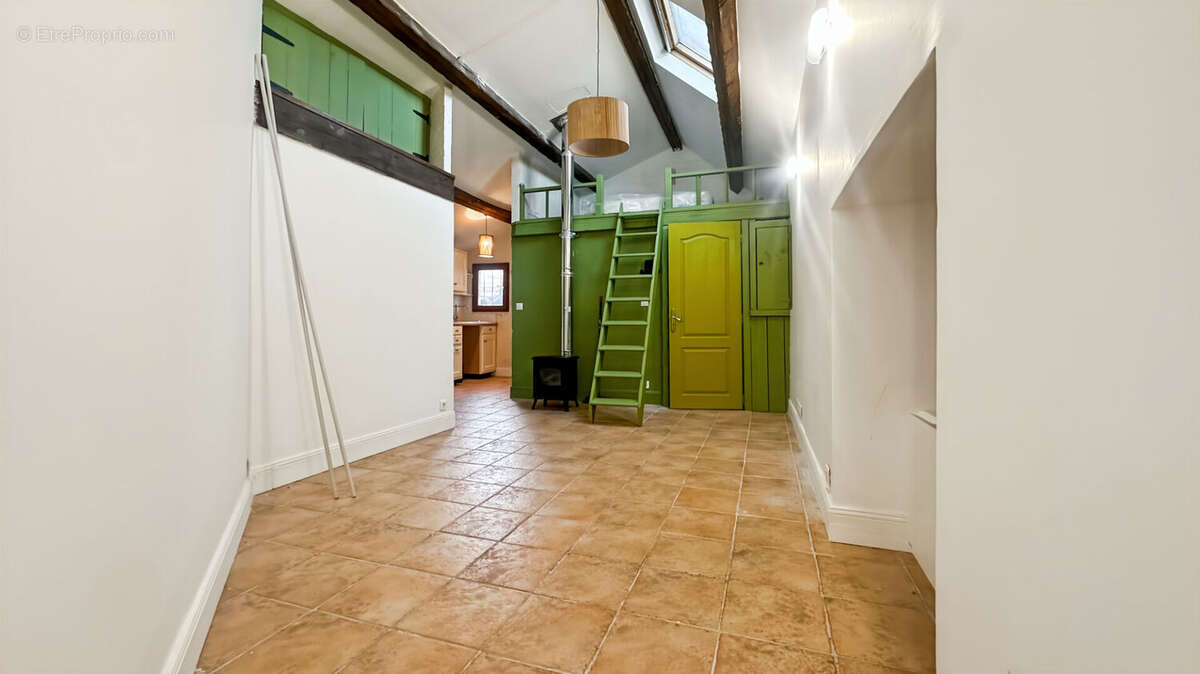 Maison à LINAS