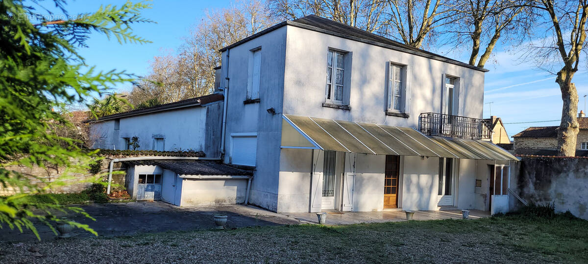Maison à RICHELIEU