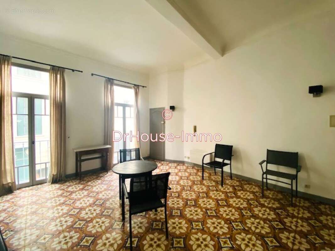 Appartement à UZES