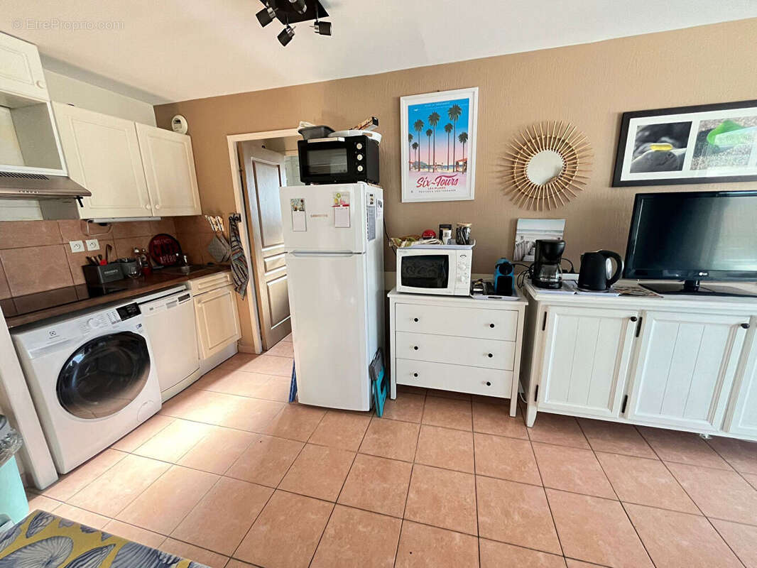 Appartement à SIX-FOURS-LES-PLAGES