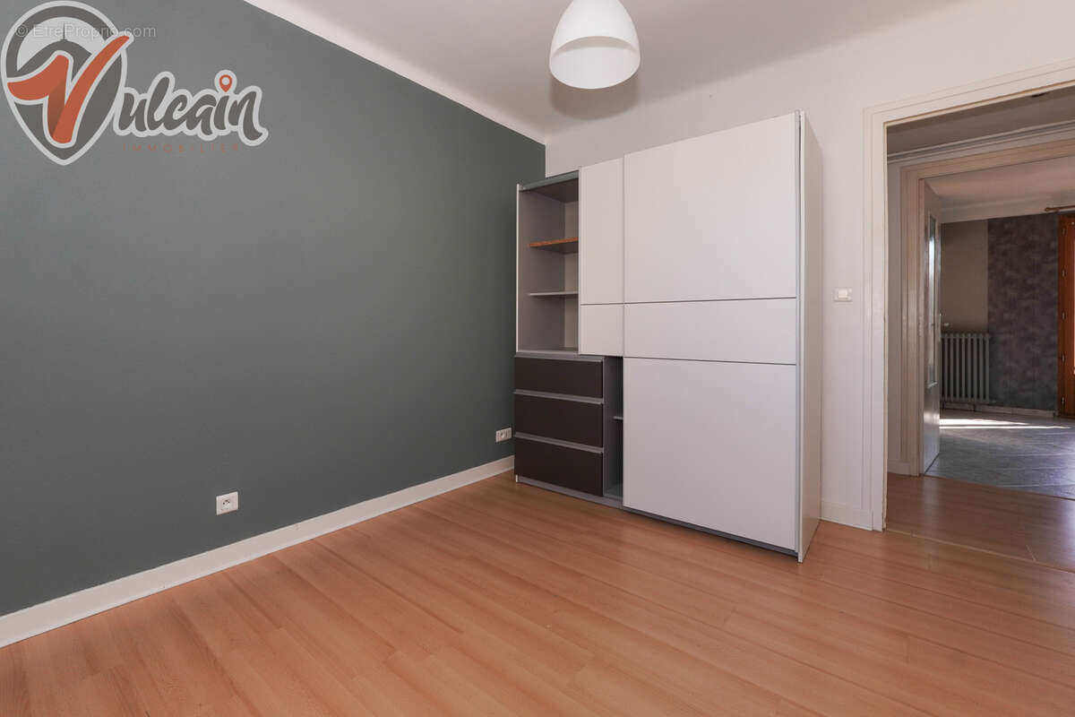 Appartement à PONT-DU-CHATEAU